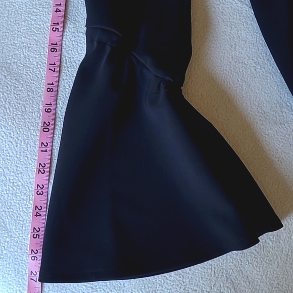 Jonathan Simkhai Hood Jacket. Size Medium Black Flare Sleeves. Zip Up. Like New - Picture 11 of 16